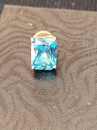Single Sapphire Earring
