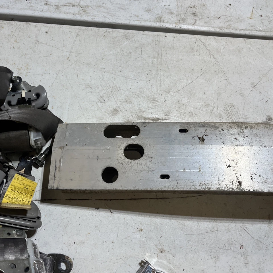 Reforço de para-choque 2005 Toyota Highlander híbrido alumínio traseiro - Imagem 4 de 4