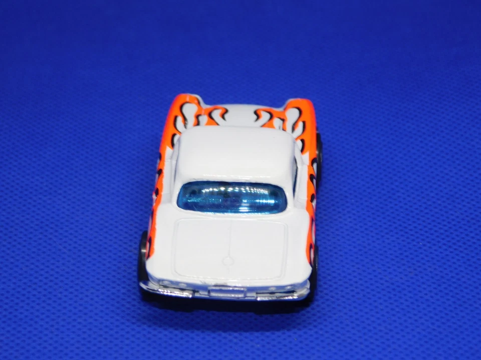 Matchbox 1962 Chevrolet Corvette Coupe White w/ ORANGE Flames '62 Chevy 1:58 - Image 2 of 4