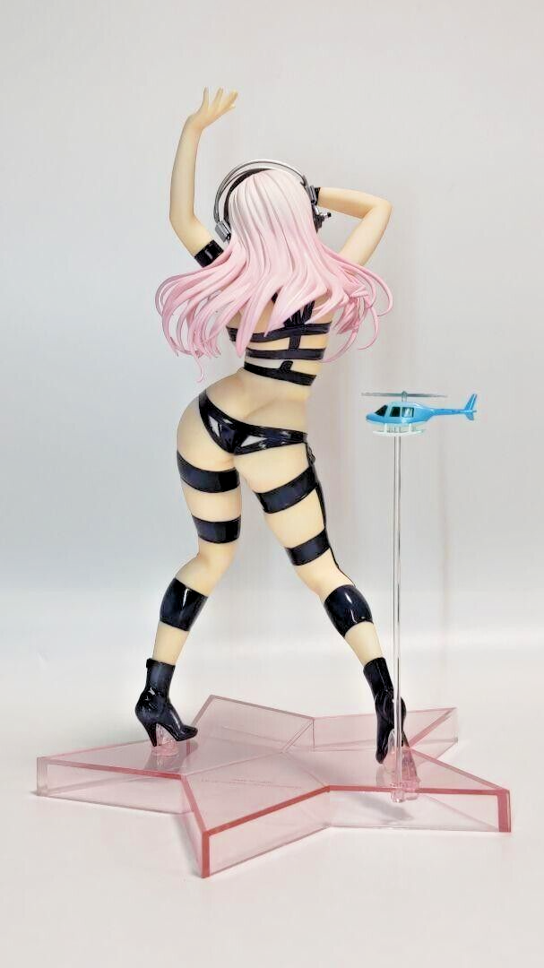 Super Sonico Hot Limit Ver. 1/7 Scale Painted Figure Good