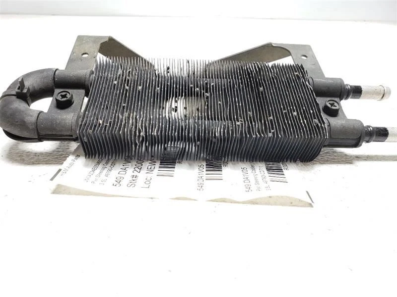 03-06 Nissan 350Z Enfriador de aceite de dirección asistida OEM 49790-CD711 Foto 2 de 4