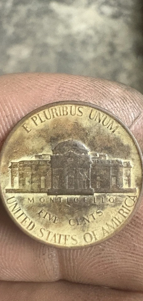 1980 P Jefferson níquel acuñado en un planche de centavo de cobre🌟3,1 gramos🌟 MONEDA DE ERROR Foto 2 de 2