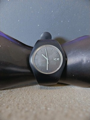Ice Watch schwarzes Silikonarmband weißes Zifferblatt/Logo Quarzuhr funktioniert Unisex