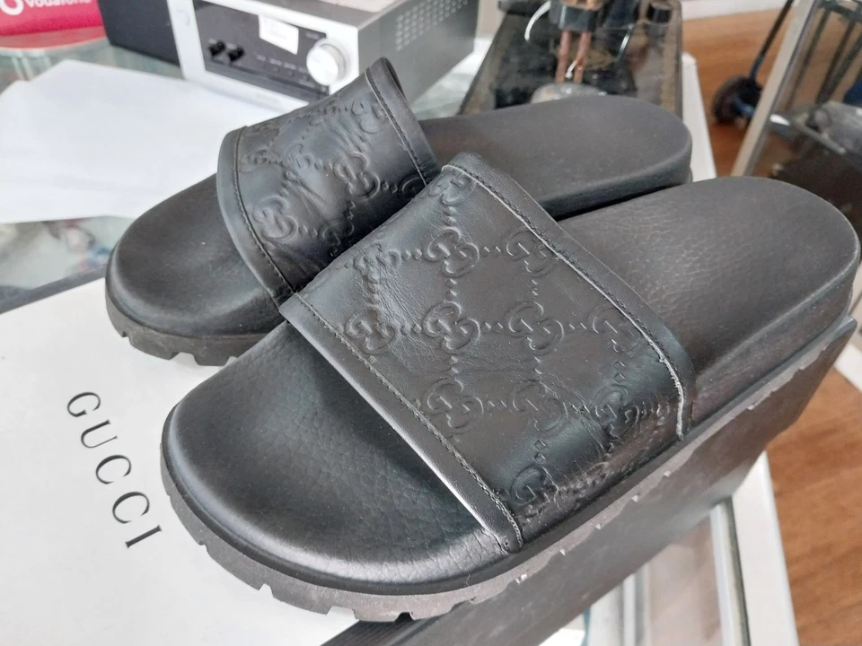 Gucci Men’s Chunky Slides Signature GG Monogram Black Leather Sandals Size UK 7