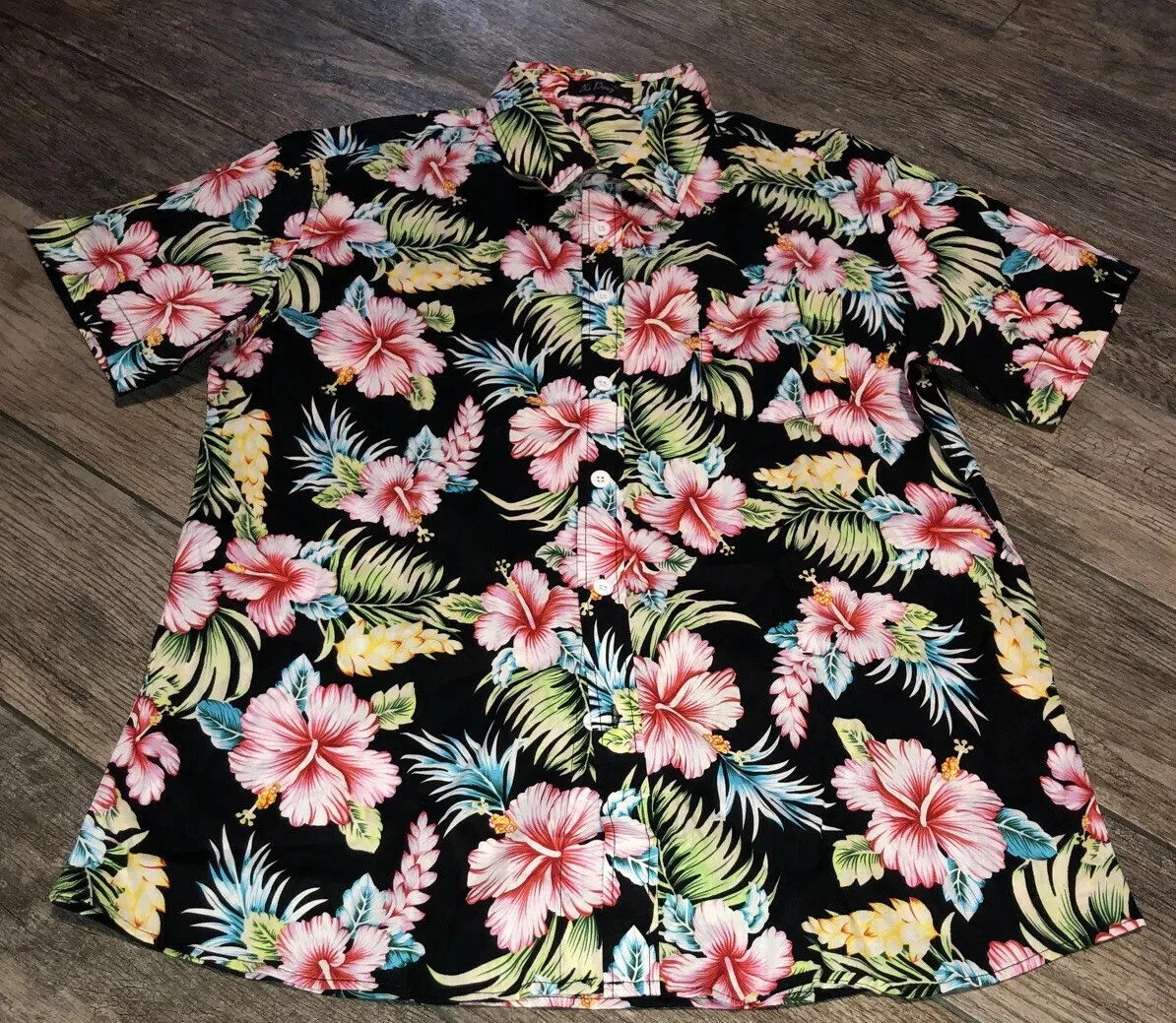 Xi Deng Hawaiian Style Floral Button Short Sleeve Mens Shirt Size Medium Cotton