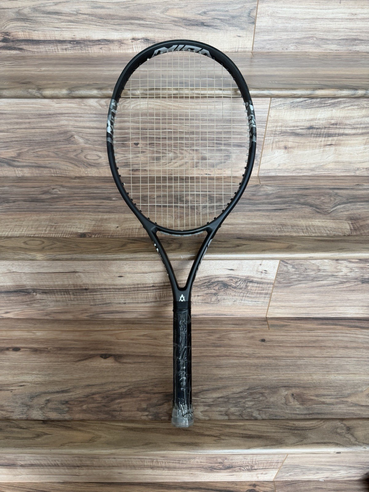 Volkl v sense v1 tennis racquet 