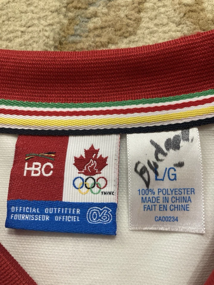 Vintage HBC TEAM CANADA 2006 Torino Turin Winter Olympic Hockey Jersey - Image 4 of 4