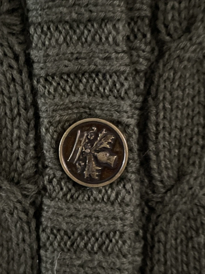 Capa Hot Topic Outlander Cableknit para mujer S/M verde bosque Foto 3 de 4