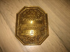 Ancienne Plaque Insigne Chasse La LOI Garde Particulier SALASSE en laiton