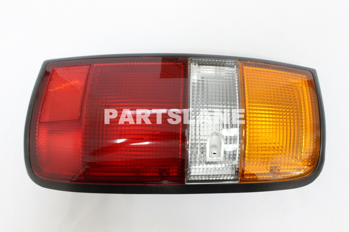Toyota Land Cruiser FZJ80 OEM Rear Right Combination Lamp Light