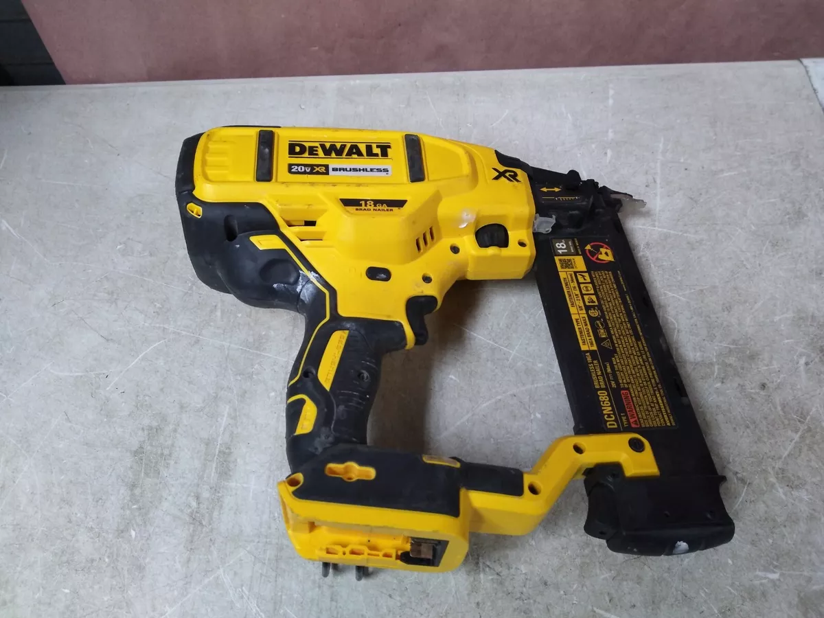 DEWALT 20V MAX* Cordless Brad Nailer, 18GA, Tool Only (DCN680B) 