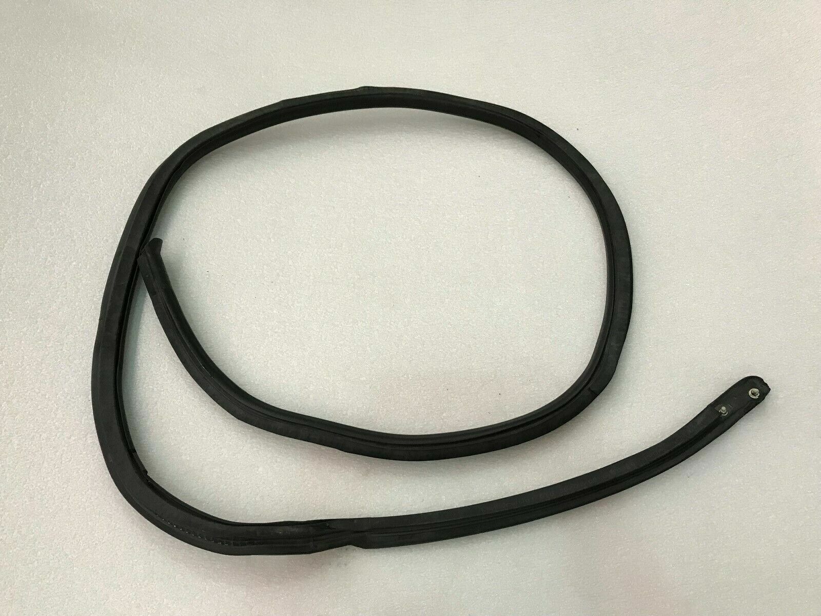 LAMBORGHINI MURCIELAGO ROADSTER DRIVER LEFT SIDE DOOR GASKET SEAL OEM 417837625