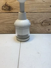 Pampered Chef Push Function Food Chopper - White