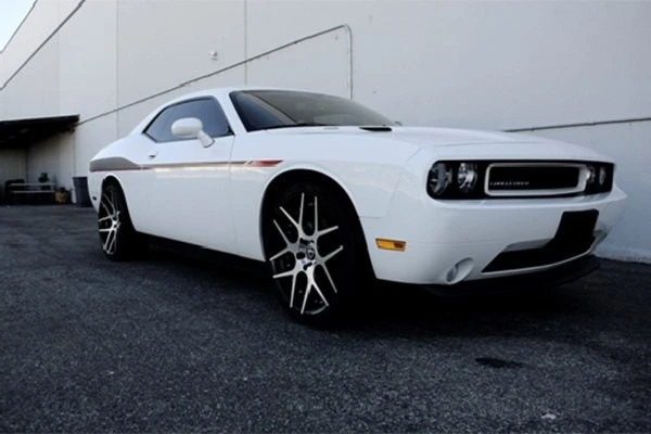 For Dodge Challenger 11-17 1.9" x 2.125" Front & Rear Lowering Coil Springs Foto 2 de 4