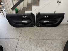 2015-2017 Ford Mustang Gt V6 Ecoboost Lh Rh Leather Insert Door Panels Pair 2015-2017 Ford Mustang Gt V6 Ecoboost Lh Rh Leather Insert Door Panels Pair