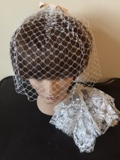 Menge 2 neue unbenutzte Vintage weiße Hochzeit Netz/Tüll Haarteile