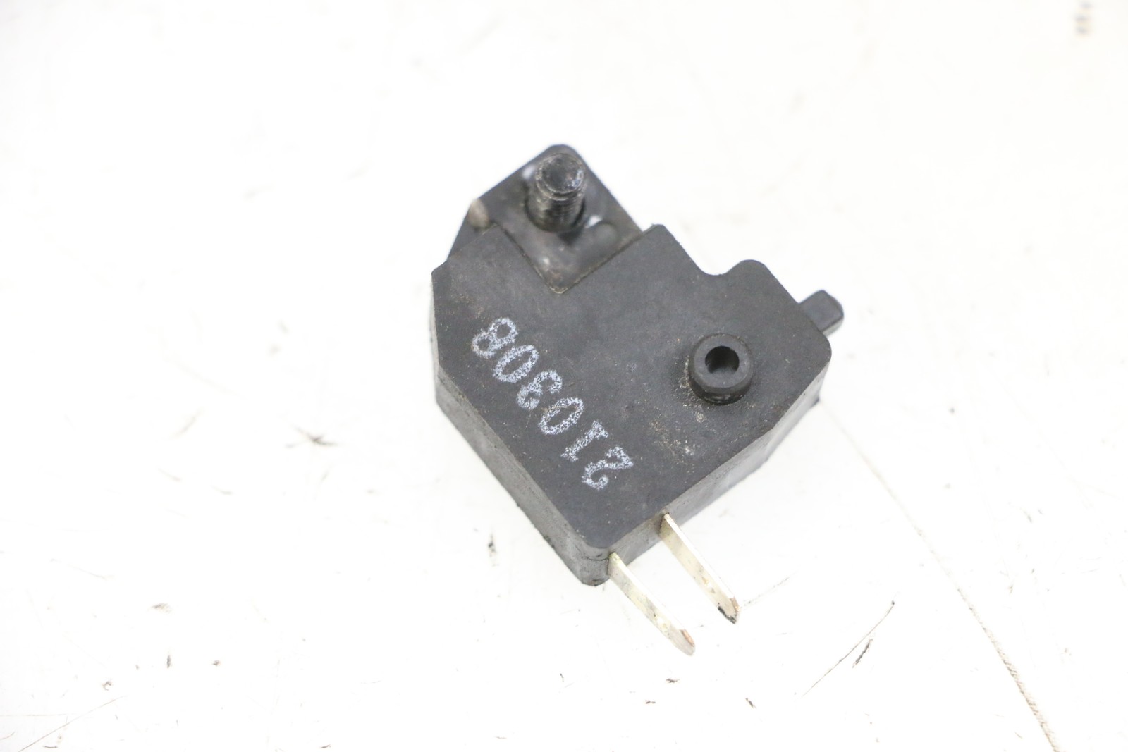 BREMSLICHTSCHALTER LINKS - PEUGEOT TWEET PRO EFI 4T 50 (2021 - 2022)