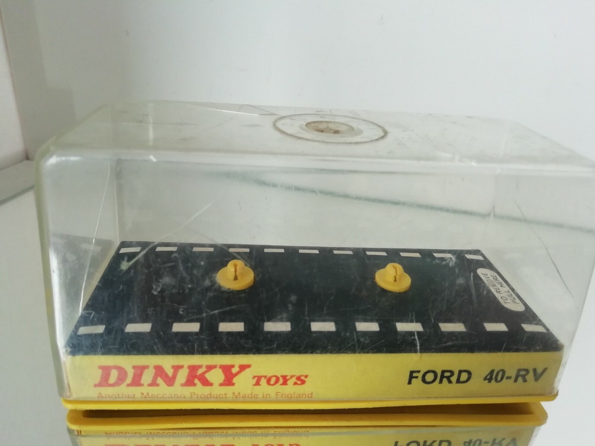Dinky Toys Ford 40 RV - Collection