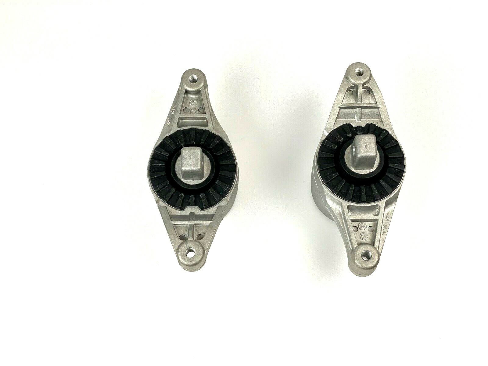 Maserati Ghibli Levante & Quattroporte Engine Mount Set x 2 - Genuine