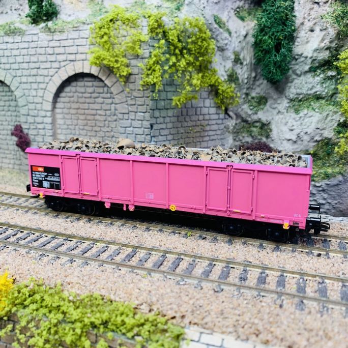 Wagon Eaos CFF Marklin 46918 miniature HO de collection epoque IV haute precision