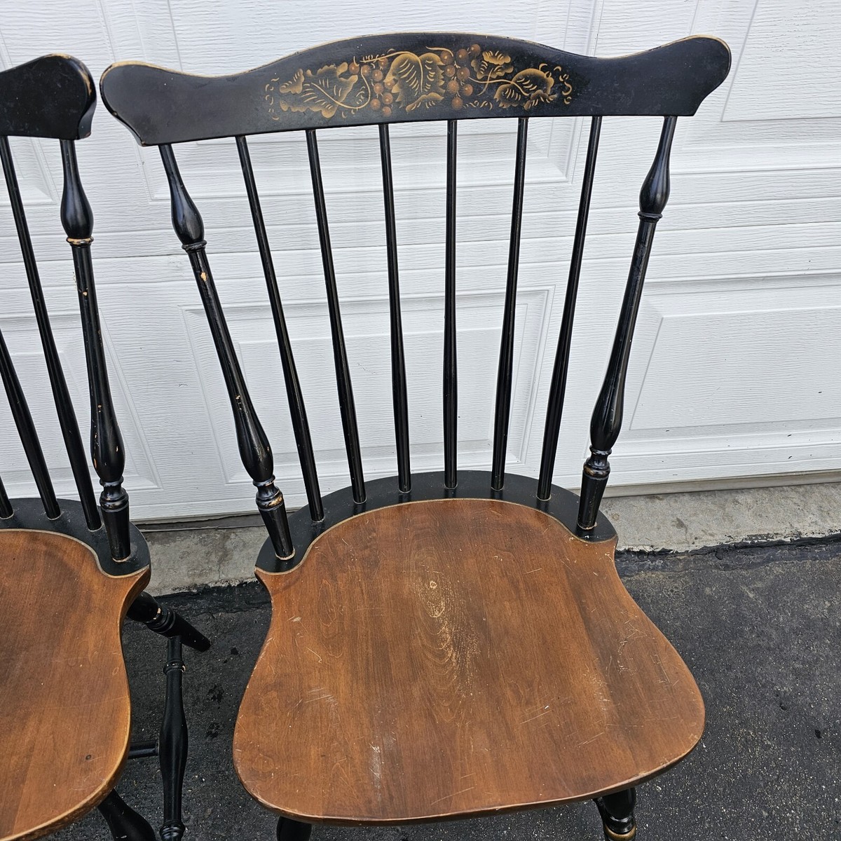 2x Bundle L.Hitchcock-2 SIGNED STENCILED BLACK SPINDLE BACK CHAIRS