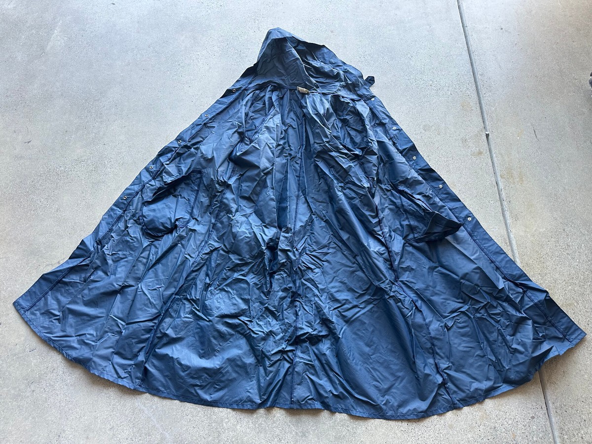 Vintage 1990s Aqua Spleen Navy Blue Nylon Button-Up Hooded Pocket