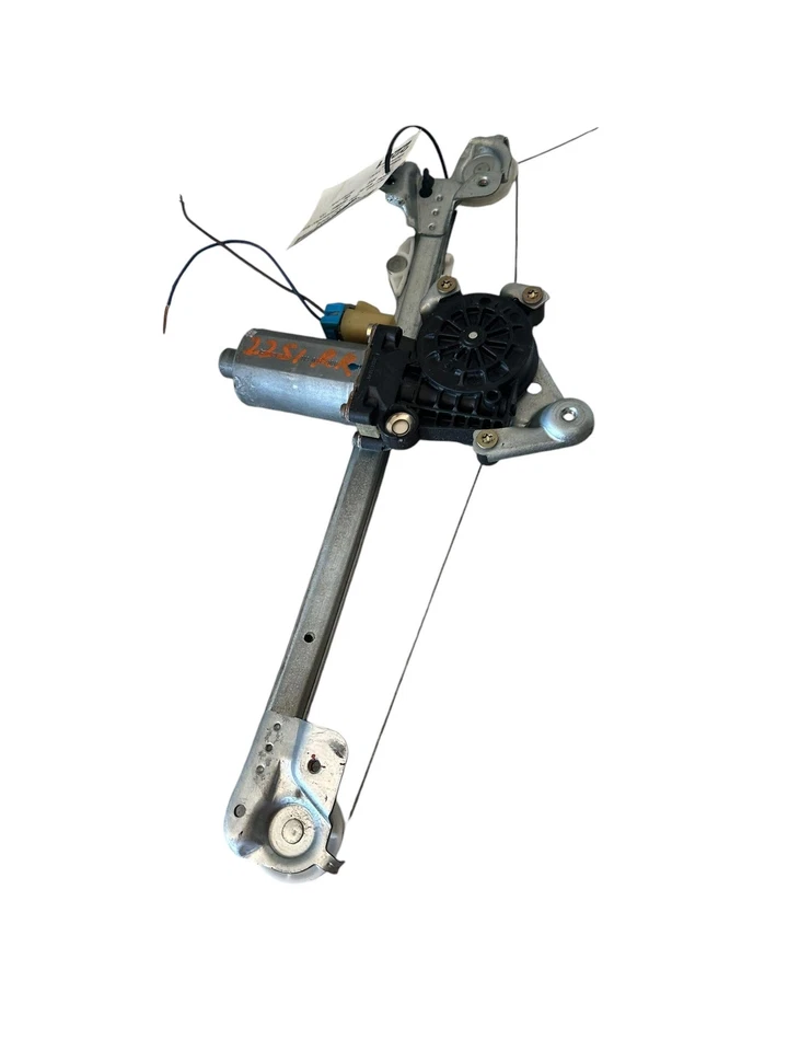 98 99 00 01 02 03 04 05 CHEVY MALIBU Ventana Trasera Motor Regulador Pasajero Derecho Foto 4 de 4