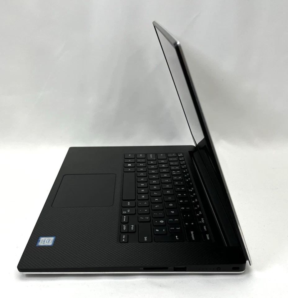 Dell XPS 15" 9560 Laptop i7-7700HQ 16GB RAM 512GB NVMe GTX 1050 POOR BATTERY - Image 3 of 4