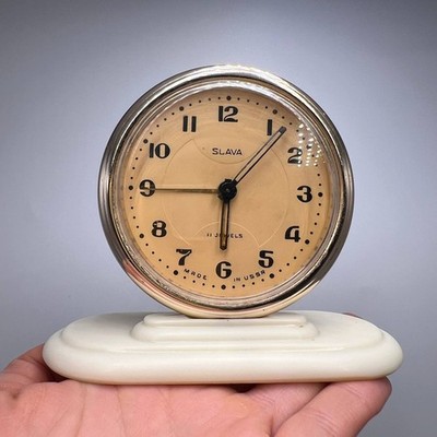 Mechanischer Wecker Vintage UdSSR 60er Jahre Slava 11 Rubine - funktioniert einwandfrei