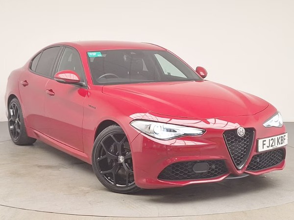 2021 Alfa Romeo Giulia 2.0 TB...