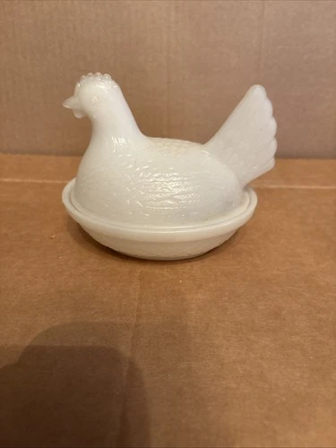 Vintage Milk Glass Small Hen on a Nest Indiana Glass Butter Dish/Trinket Dish