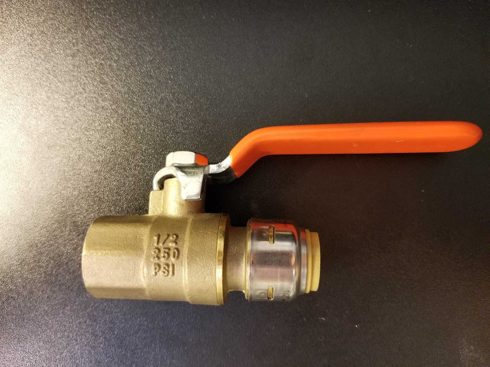 Sharkbite Max 1/2" Ball Valve Fitting Part # UR22182Z FNTP Push to Connect