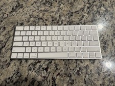 Apple Magic Keyboard White MLA22LL/A A1644 with Bundle with 2 Magic Mouse