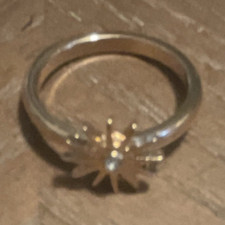 Gold Flower Cocktail Ring Size 8 Metal Nature...