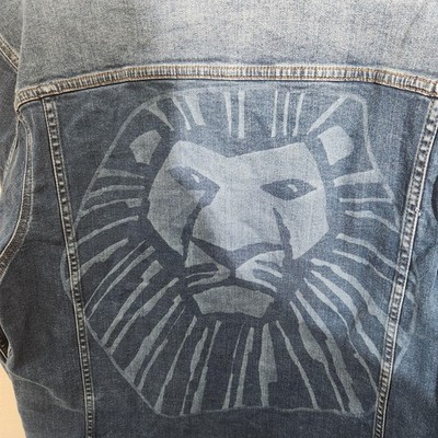 Disney The Lion King Jacket Mens Medium Blue Denim Trucker