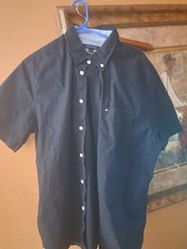 black Tommy Hilfiger sizs L shirt