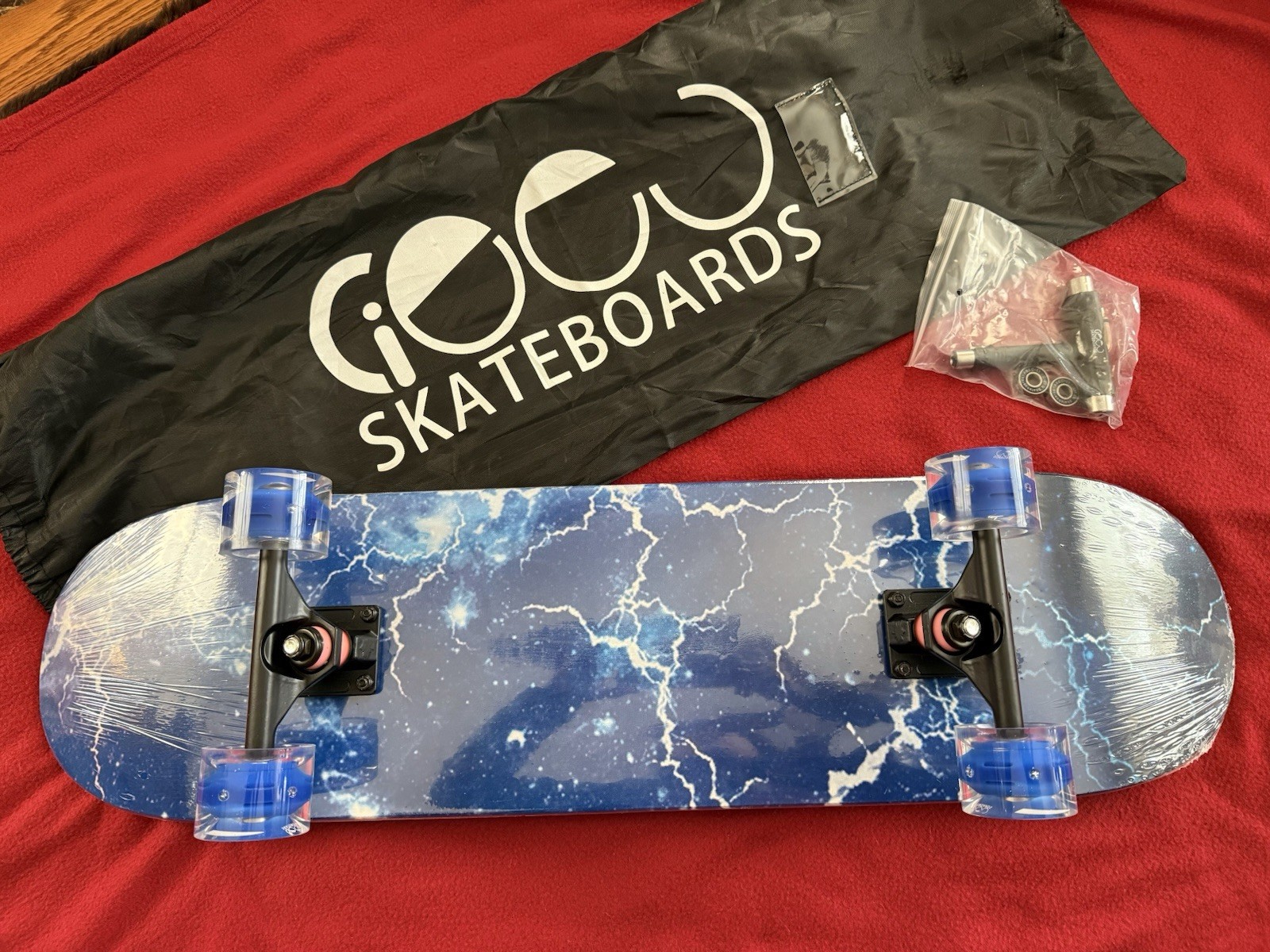 Standard Skateboard, 🛹 31&rdquo; X 8&rdquo;Black/Blue !! BRAND NEW🔥