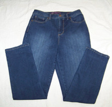 Women's Gloria Vanderbilt Jeans - Size 8 - Amanda