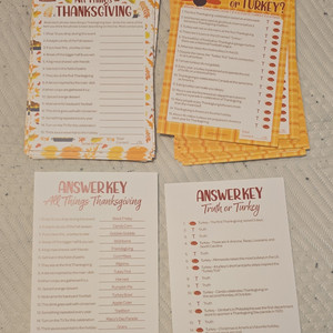 Distinctivs Party Thanksgiving Game: All Things Thanksgiving & Truth or Turkey