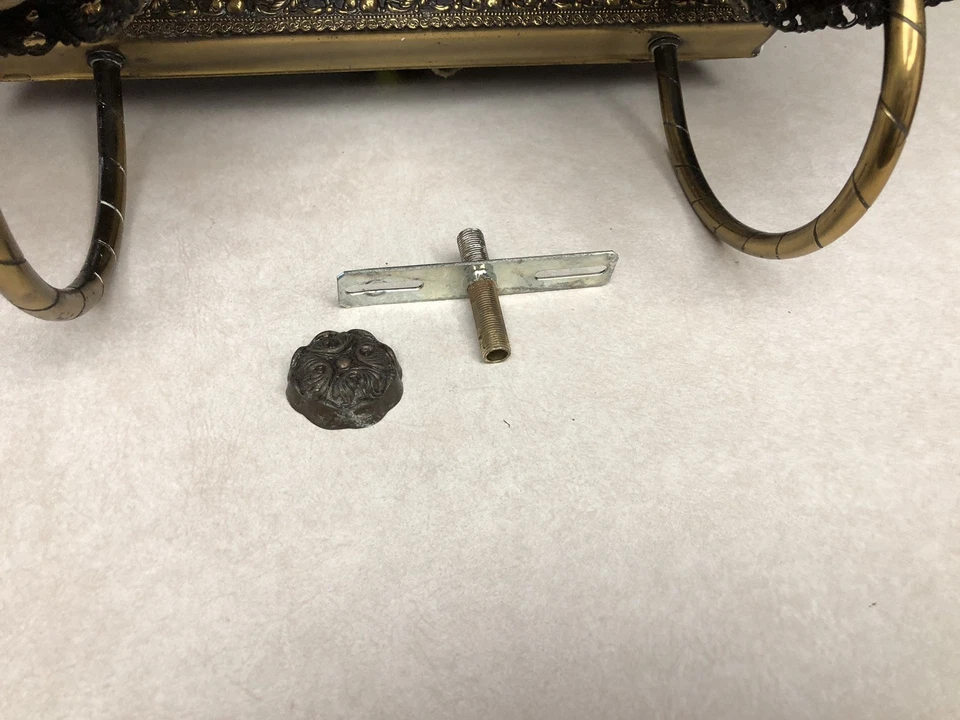 Geringer Art Deco Brass & Gold Bathroom Wall Light Fixture Mid Century MCM 13.5” - Image 2 of 4