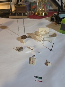 Dollhouse Miniatures Lot