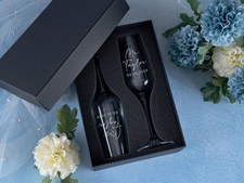 Champagne Flutes Personalized, Mr Mrs Champagne Glasses, Set 2 Engraved Glasses