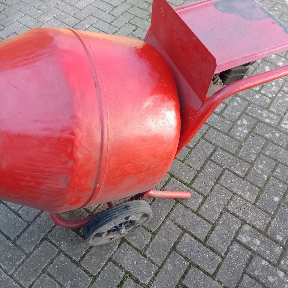 Belle Petrol Cement mixer with Briggs and Stratton engine, no stand. eBay