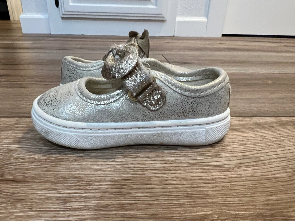 Tênis Carter’s Just One You Baby criança meninas Lily MJ Mary Jane Bow sapatos 3 - Imagem 2 de 4