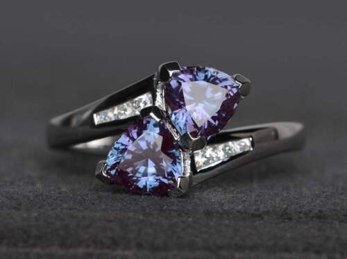 Trillion Cut Lab-Created Alexandrite Gemstone Women's Ring 925 Sterling Silver  - 第 1/4 張圖片