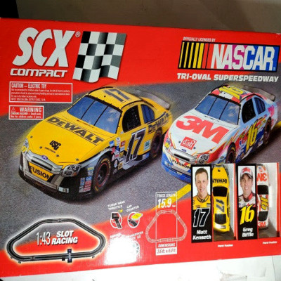SCX Compact 1:43 Nascar slot cars Electric Race Track (OPEN BOX) | eBay