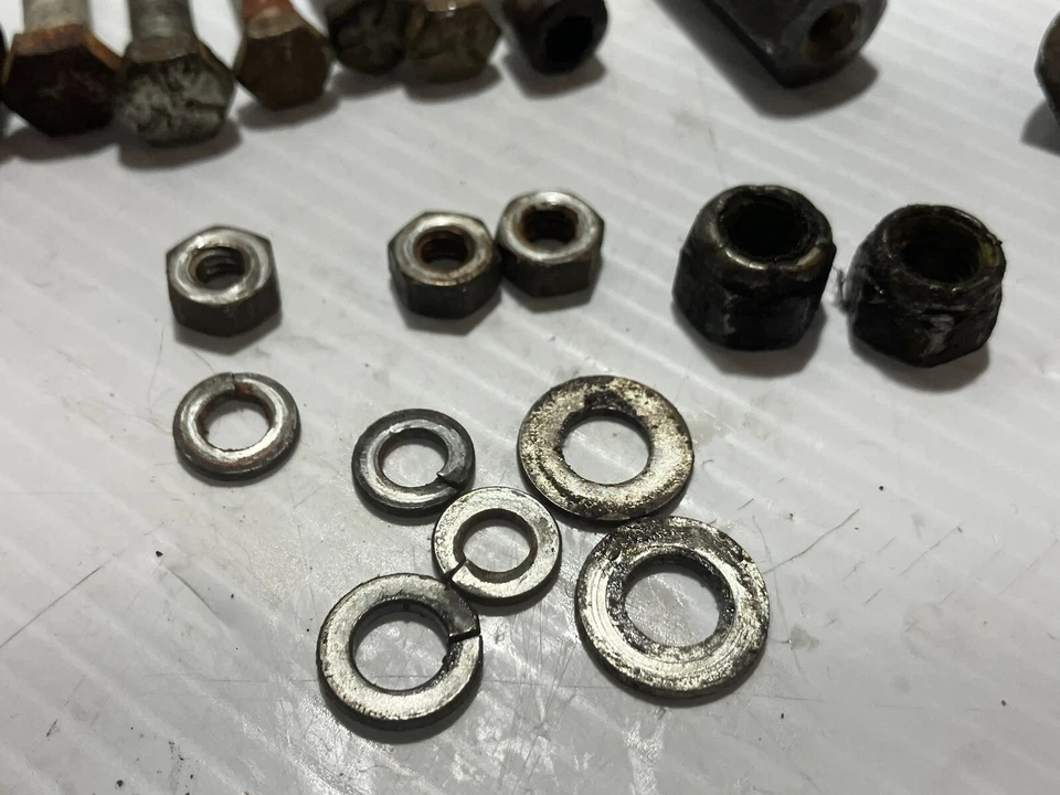 1979 Harley Davidson Sportster 1000 Motor Mount Hardware (OEM) - Imagem 2 de 4