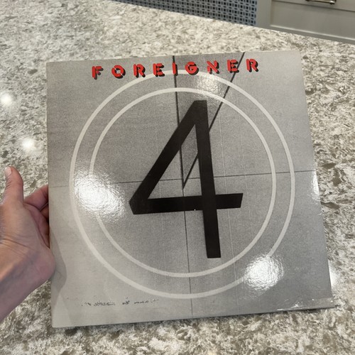 Foreigner 4 Record Vtg Vinyl As Is 1981 water marks - 第 2/12 張圖片