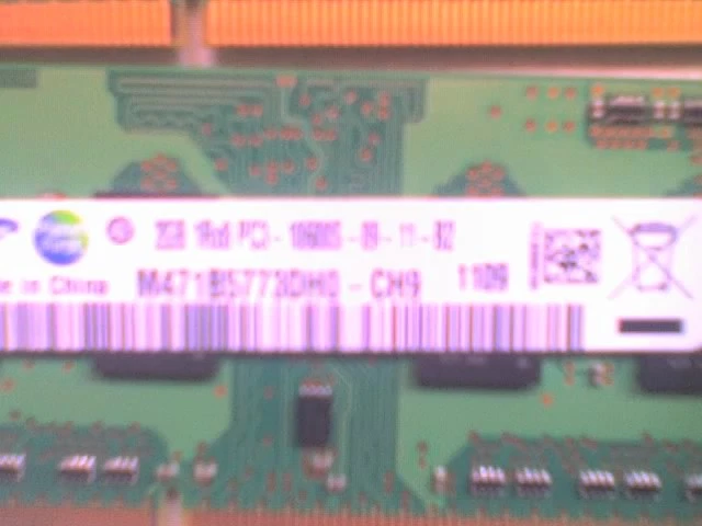2 x Samsung M471B5773DH0-CH9 (2GB DDR3 PC3-10600 1333MHz SODIMM 204-pin) DRAM,-V - Image 2 of 4