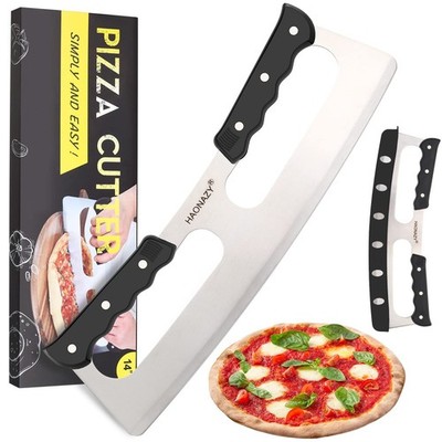 Cortador pizza Sharp tipo balancín con mangos dobles y funda protectora.